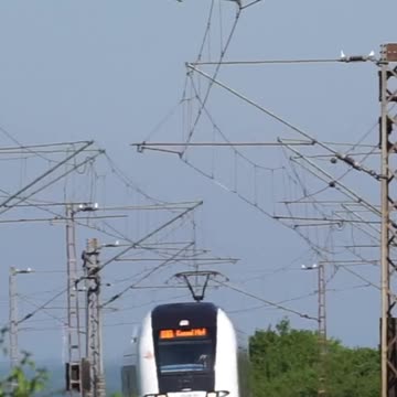 RE11 (462 063) on the way to Kassel Wilhelmshöhe