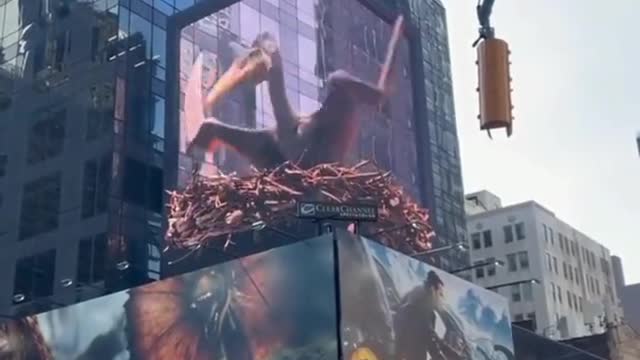 Jurassic park iii's movie warmed up in Times Square in advance.