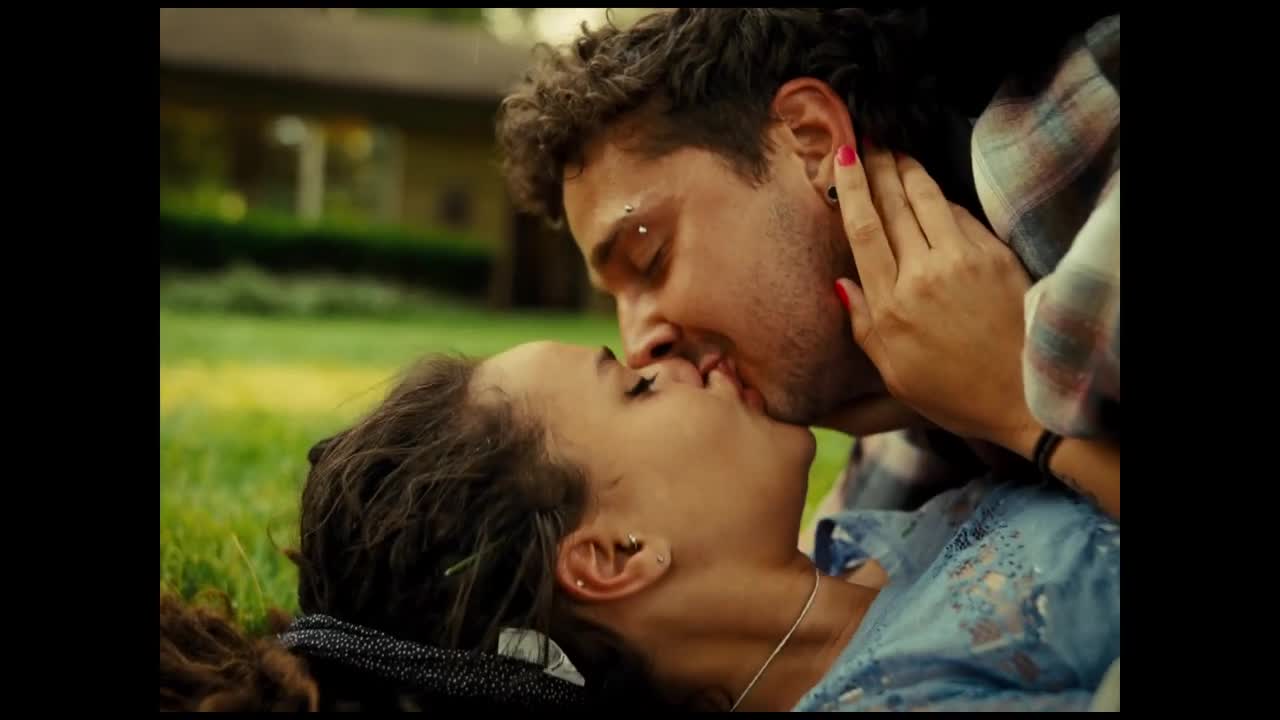 AMERICAN HONEY (2016) _ (Good Movies) _ Hollywood.com Movie Trailers _ #movies #movietrailers