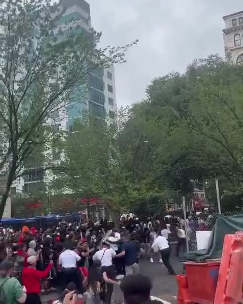 Streamer Kai Cenat Causes Riot In New York City