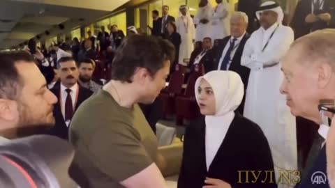 ΕΡΝΤΟΓΑΝ-ΚΡΑΤΑ ΣΥΝΕΧΟΜΕΝΑ ΤΟ ΧΕΡΙ ΤΟΥ ΕΛΟΝ ΜΑΣΚ