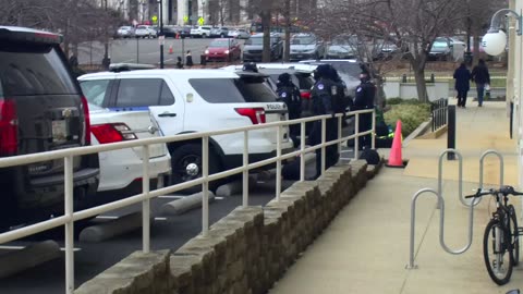 1669HQOB01SouthwestWalkway_2021-01-06_10h20min01s797ms.mp4