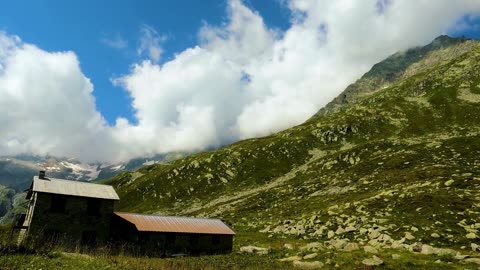 "Mountain Day Serenity: Relaxation Meditation with Nature Sounds"