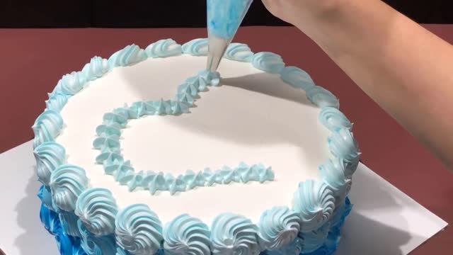 Incredible Cake Decorations with tecehniques its satisfying to watch!