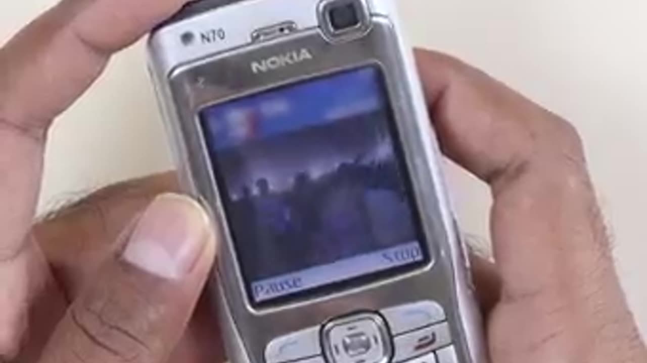 Nokia N71 unboxing