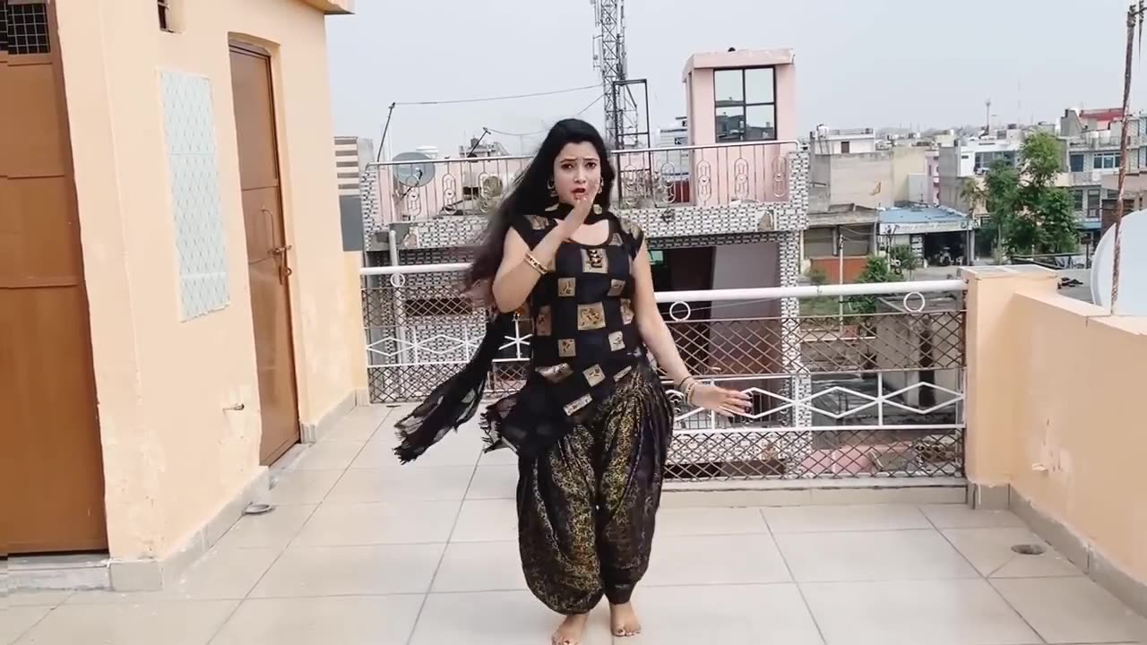 12 Tikkad Khau Su_(ढाई लीटर ) Trending Dj Song_Sapna Choudhary_Dance Cover By Neelu Maurya