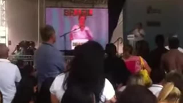 Dilma e a mosquita