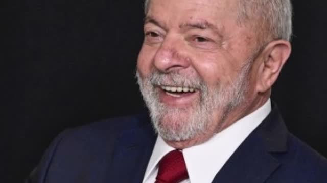 Lula quer “construir” isenção do IR para quem ganha até R$ 5 mil