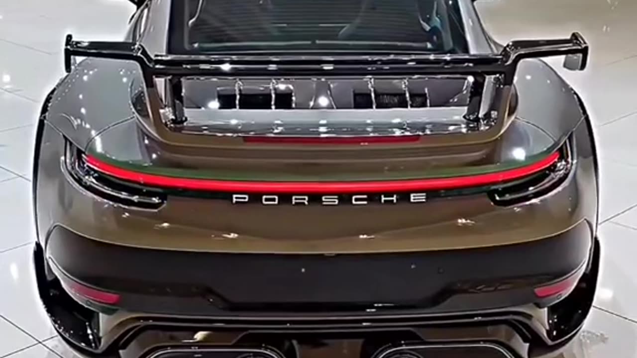 PORSCHE INTERIOR