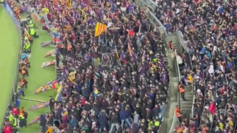 Camp Nou Chanting Messi Messi at 10th minutes of El Classico