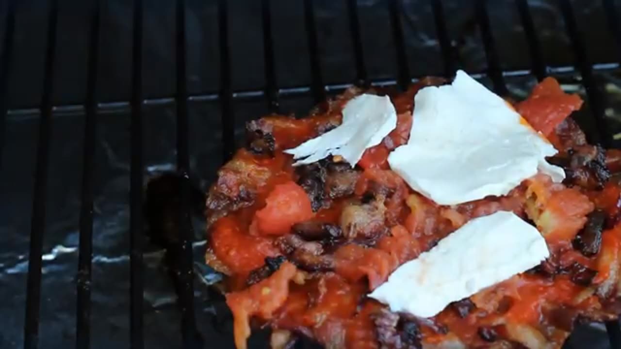 Bacon Crust Pizza Barbecue Tricks