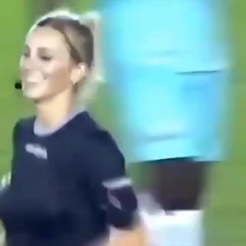 Football Female Referee so sexy!!!
