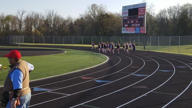 4.26.22 - Girls 800m Run @ Cooper HS