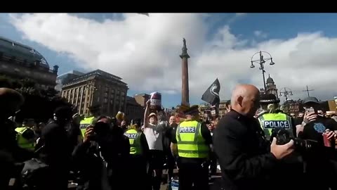 Bodycam Footage of Standing up to Open Borders Mob