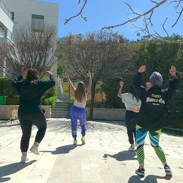 Zumba Fitness ZIN 103 Esa Cola - Tropical Fusion