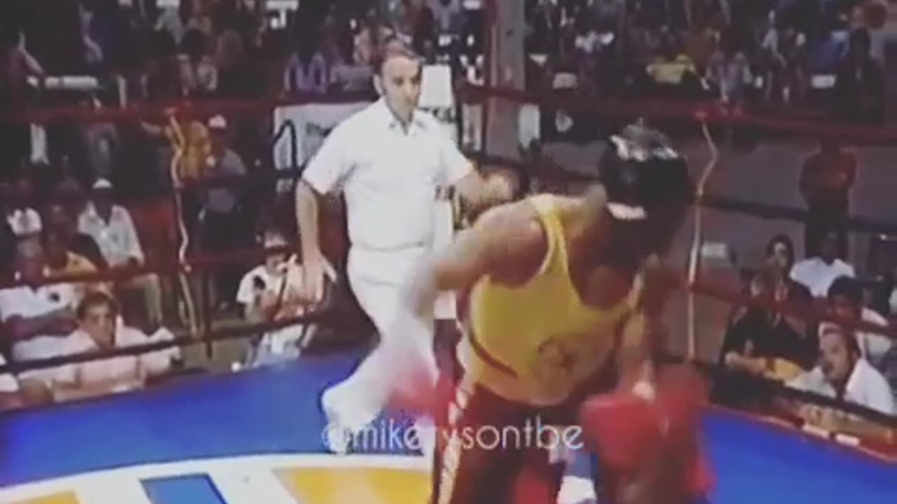 Boxing miketysonaz kickboxing