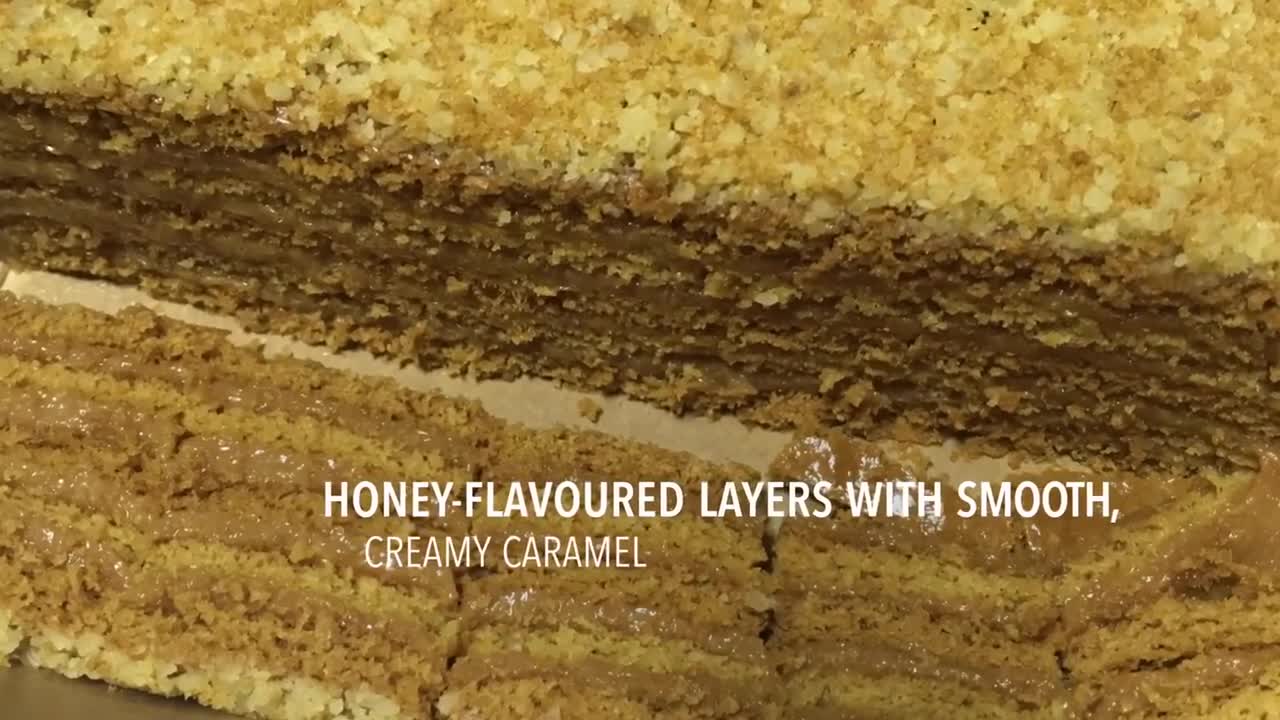 The Honey Cake from Australia | Unboxing and Tasting