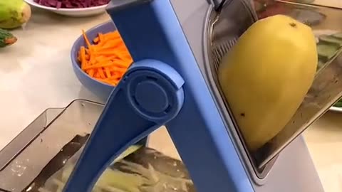 Vegetable blender machine