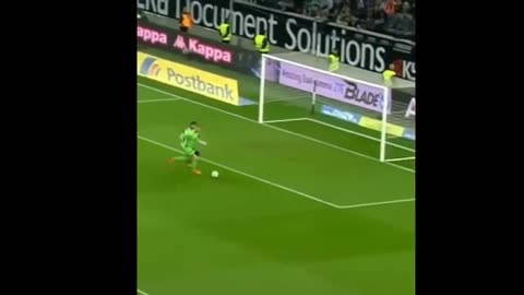 Funny keeper blunder | Unbelievable football fails