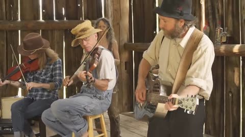 CAJUN MUSIC WITH PAYS D'EN HAUT (TIT GALOP POUR MAMOU)