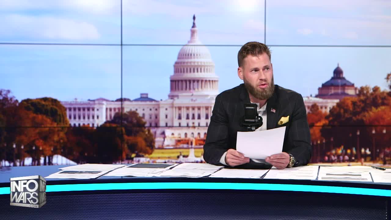 Trumps Holds A Bigger Rally In The Pouring Rain Than Obama And Biden In Philadelphia