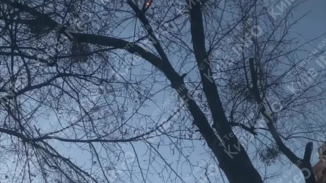 🇺🇦⚡ In Kiev, air defense once again hit a high-rise building