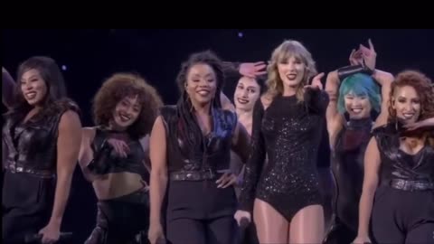 Taylor Swift - intro/gorgeous reputation stadium tour