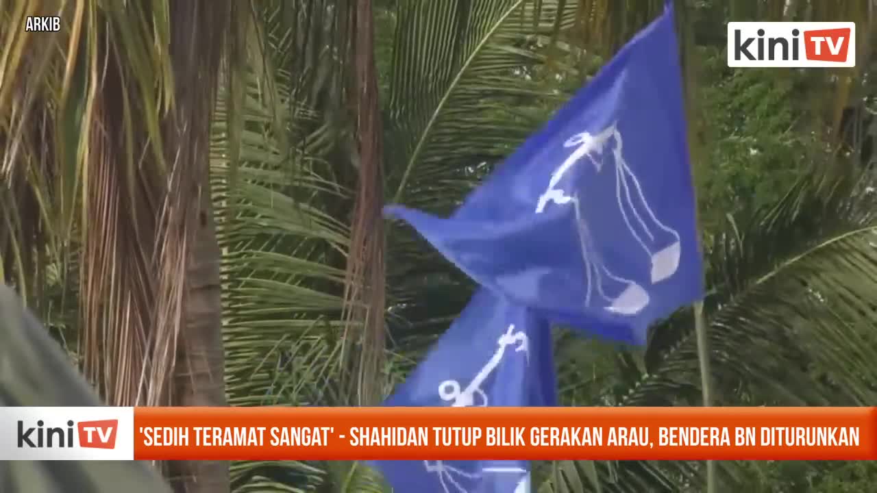 'Sedih teramat sangat' - Shahidan tutup bilik gerakan Arau, bendera BN diturun