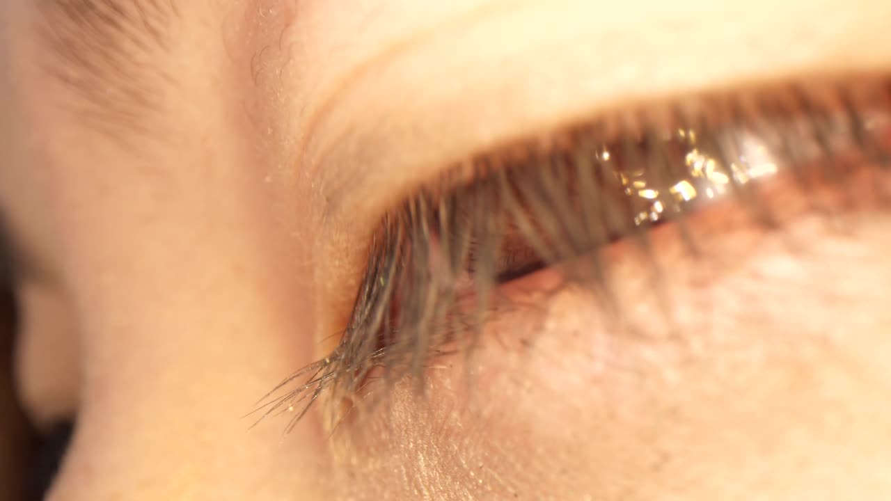 How beautiful his eyes !!!