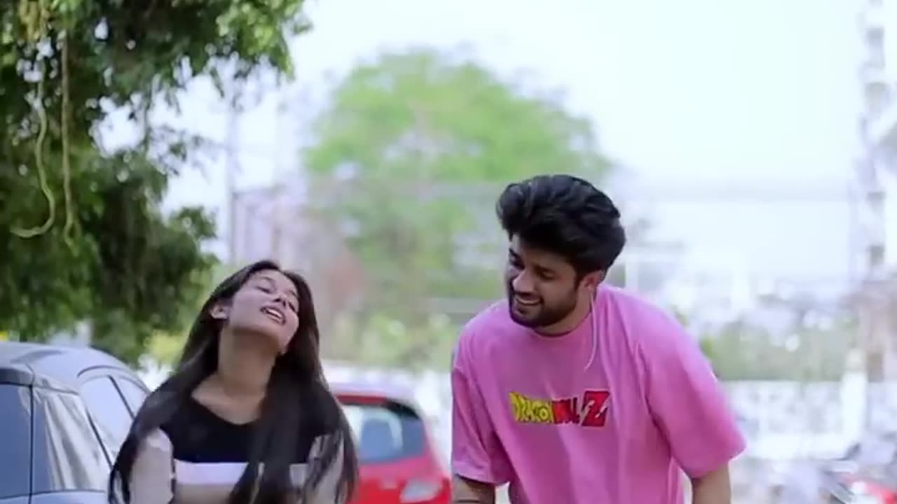 Funny video ,the girls🤣🤣🤣