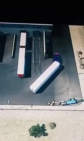 Wow! This takes real skills! [MIRROR]