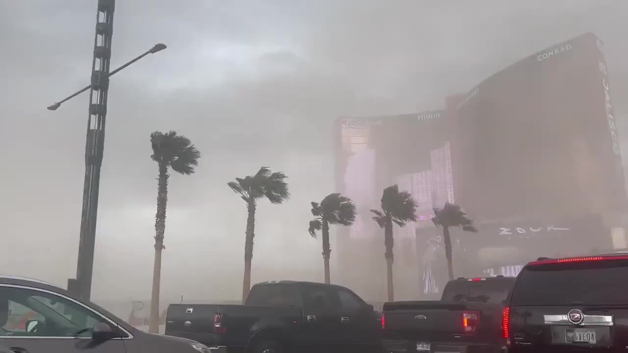 Strong wind hit Las Vegas at about 50 miles per hour