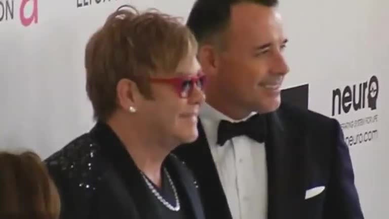 Social media storm over Elton John and Dolce & Gabbana spat