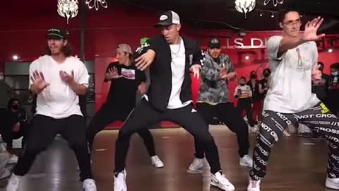 Choreography: Matt Steffanina 👌