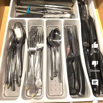 How to organize your kitchen drawer!