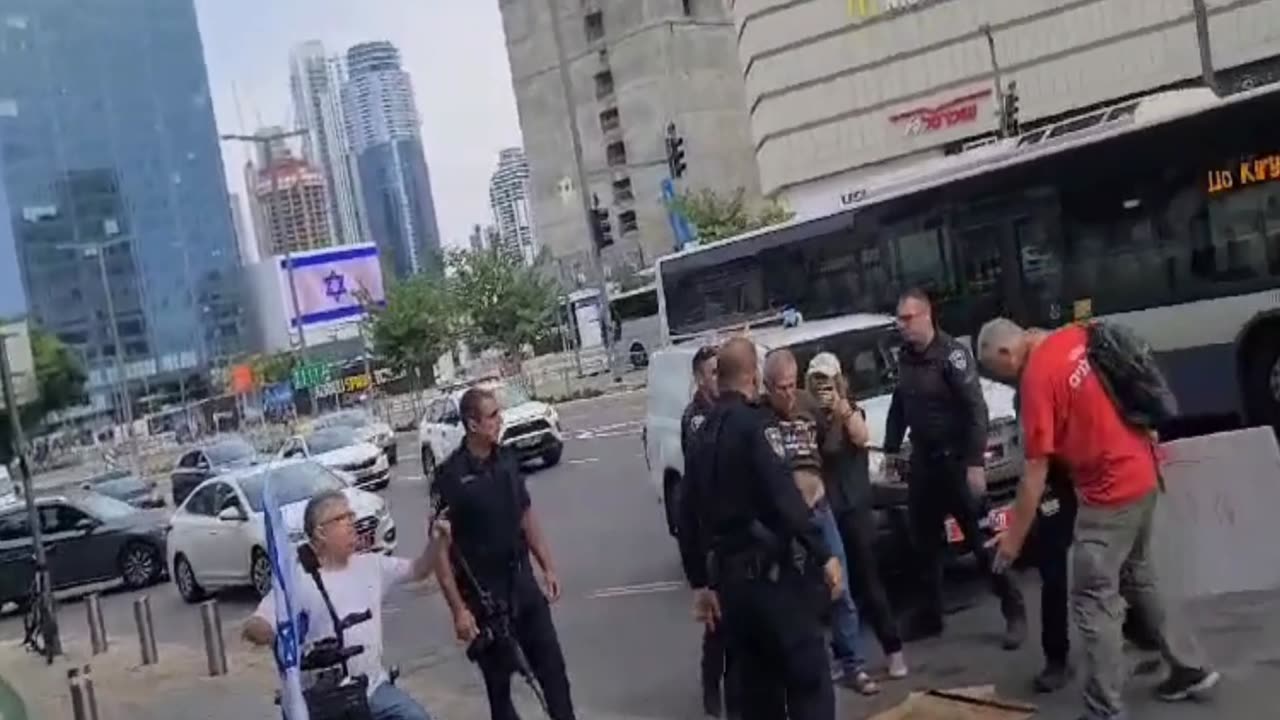 Israeli Cops vs. Protestors