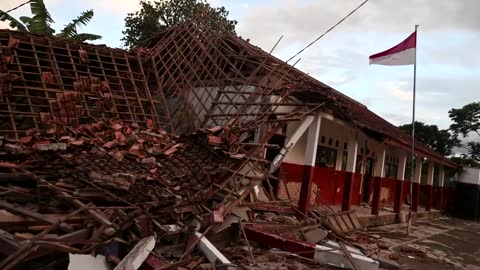 Scores dead as earthquake hits Indonesia