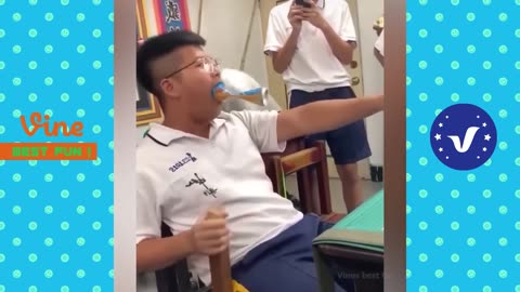 Try not to laugh 😂😂 funny and hilarious video, people life's😁😁