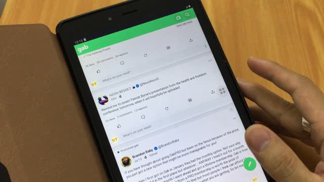 Lướt Sóng Thần Gab