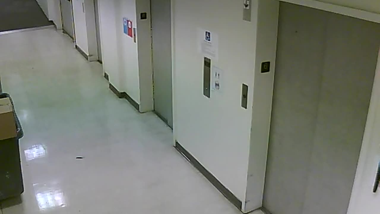 3904PSQB06FreightLobbyRear_2021-01-05_18h00min01s633ms.mp4