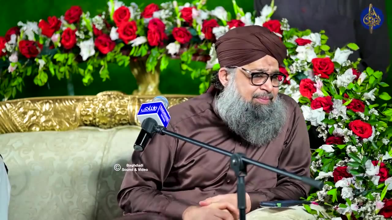 Wasf-e-Rukh Unka Kiya Karte Hain - Owais Raza Qadri