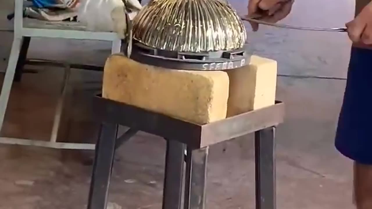 How glass materials are made