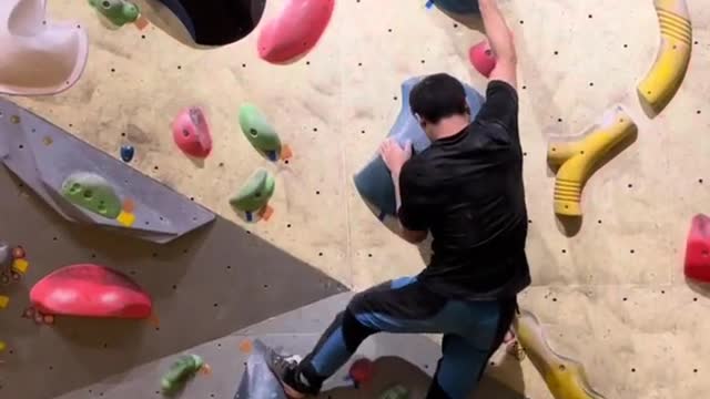 Banana Rock Climbing V3 Collection