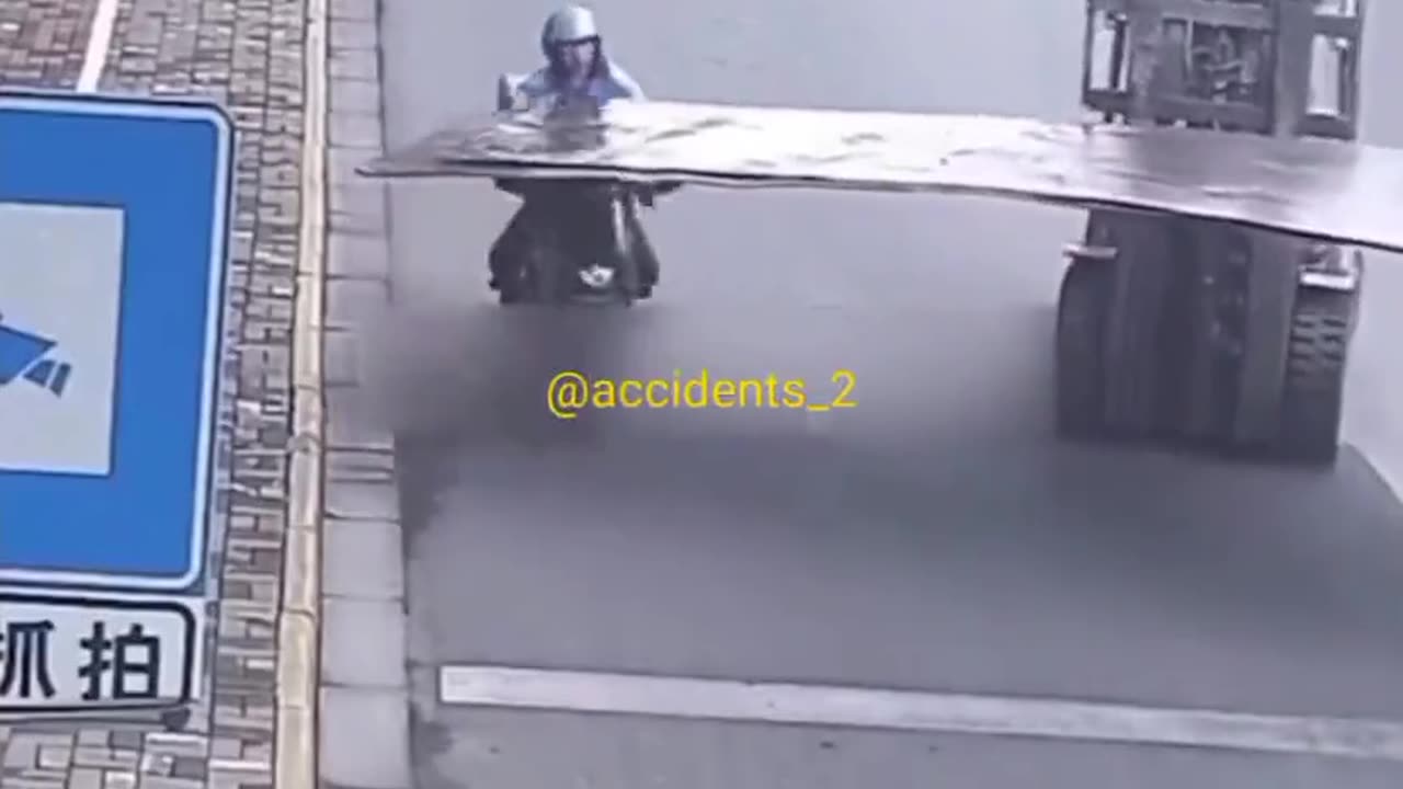 Motorcycle Guy Attempts Self Decapitation