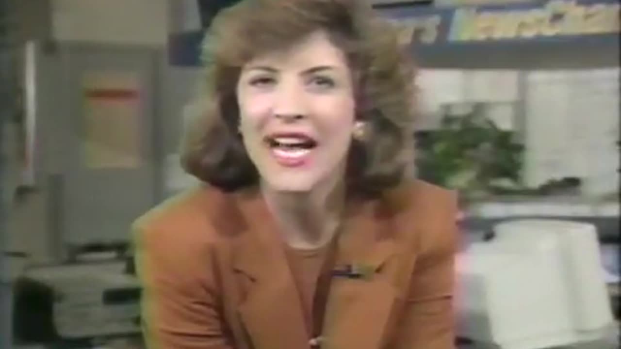 May 23, 1993 - Susan Parks Previews Indianapolis 11PM Newscast