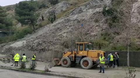 Rreshqitja e dherave Currila