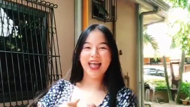 Cute girl. (Follow me)