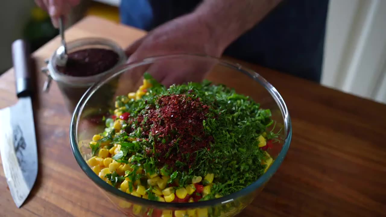 Turkish Style High Protein Black Eyed Pea Salad, Borulce Salatasi