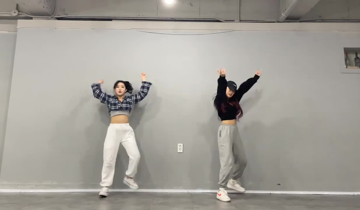 [Mirrored] Iggy Azalea 'TEAM' 안무 거울모드 Dance cover(Choreography by Euanflow & iMISS)