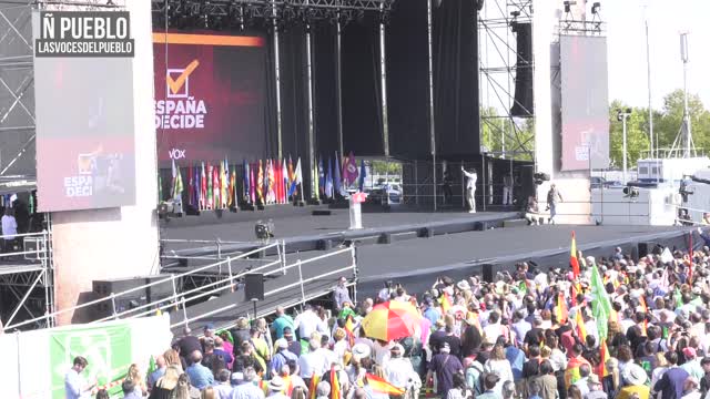 Ana: "Me gusta VOX por el futuro libre de adoctrinamiento de mi hija frente al feminismo radical"